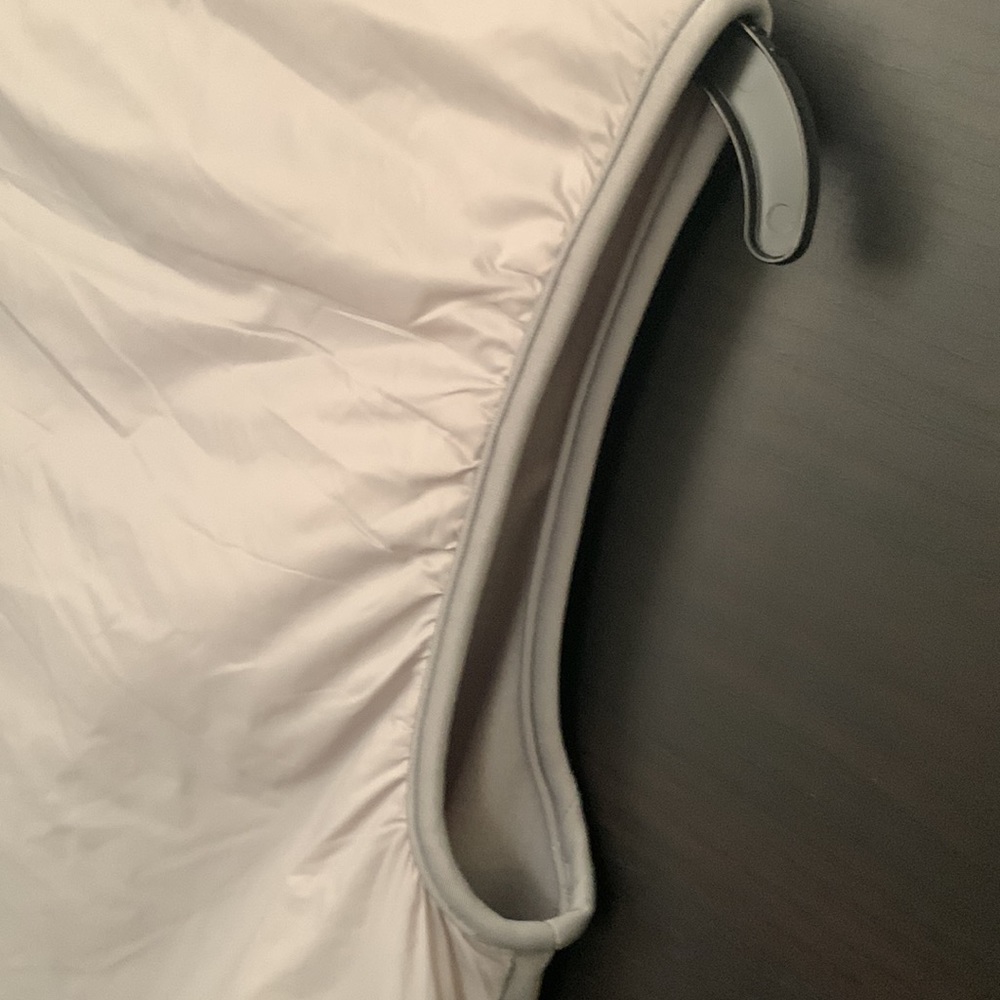 Xersion Women’s Gray Vest - Picture 10 of 12